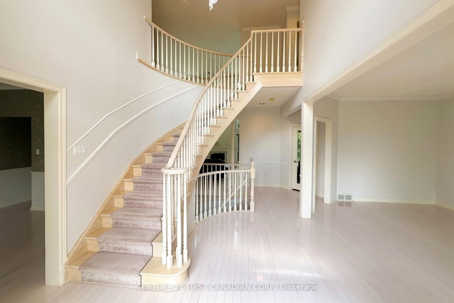 442 Ambleside Drive