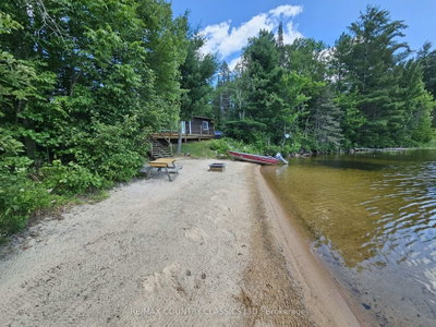 1483 Wilowski Drive • Barry's Bay, ON photo 7