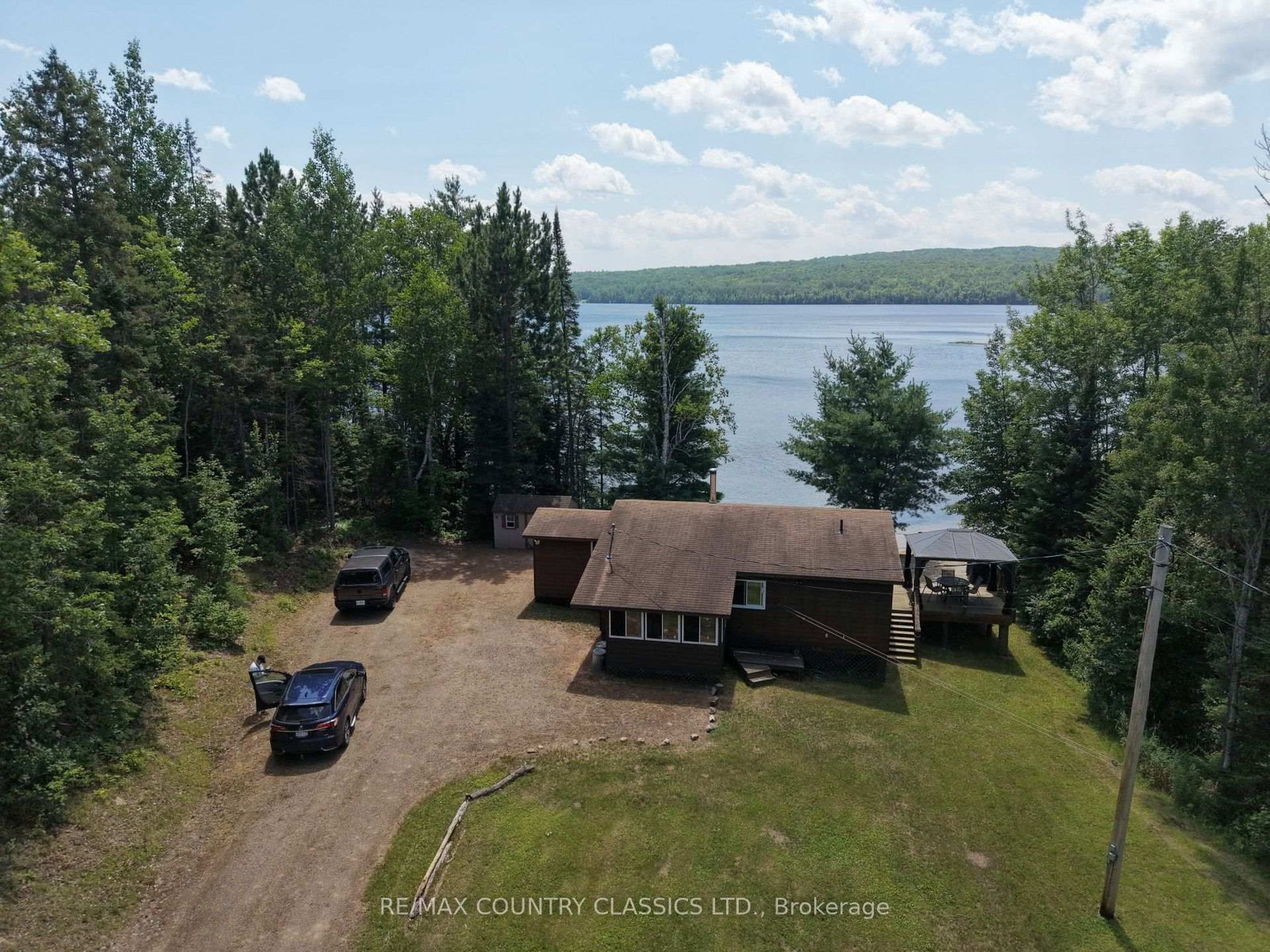 1483 Wilowski Drive • Barry's Bay, ON photo 8