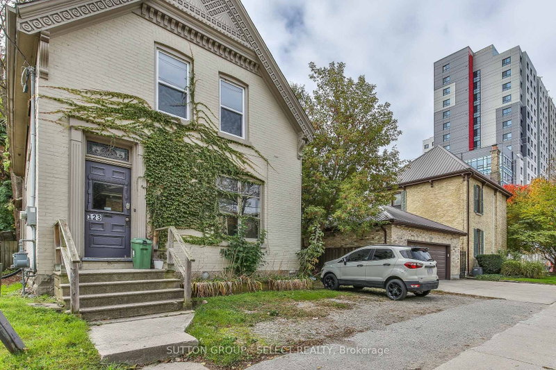 123 Mill St photo 3