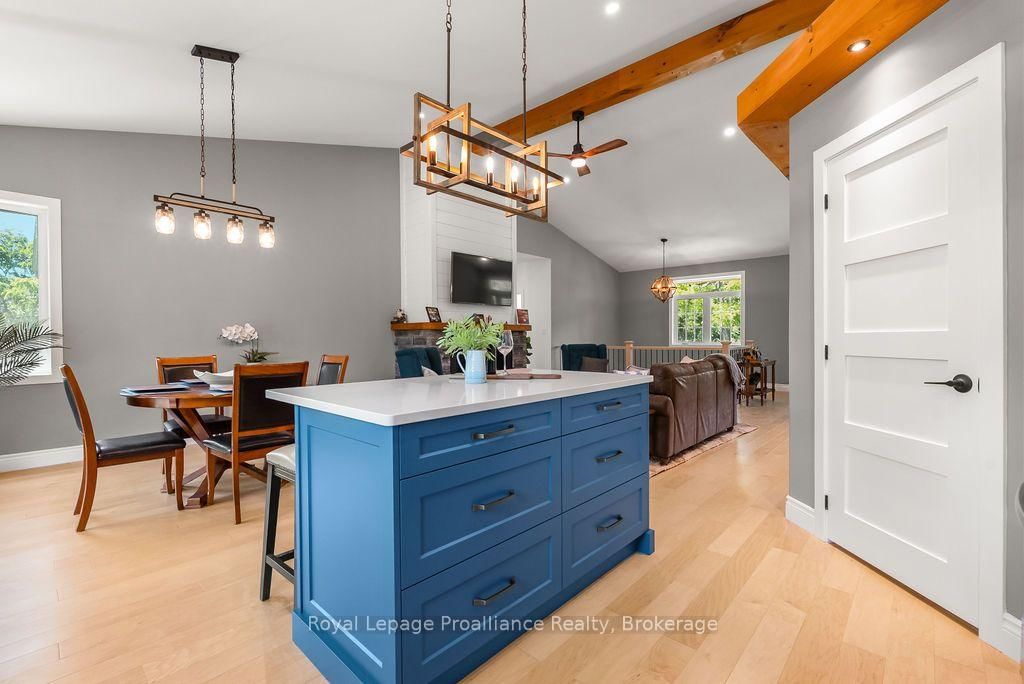 556 Marsh Hill Road • Stirling, ON photo 18