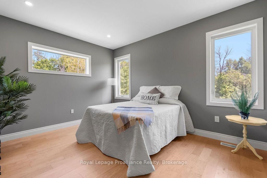 556 Marsh Hill Road • Stirling, ON photo 21