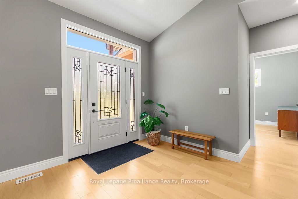 556 Marsh Hill Road • Stirling, ON photo 6