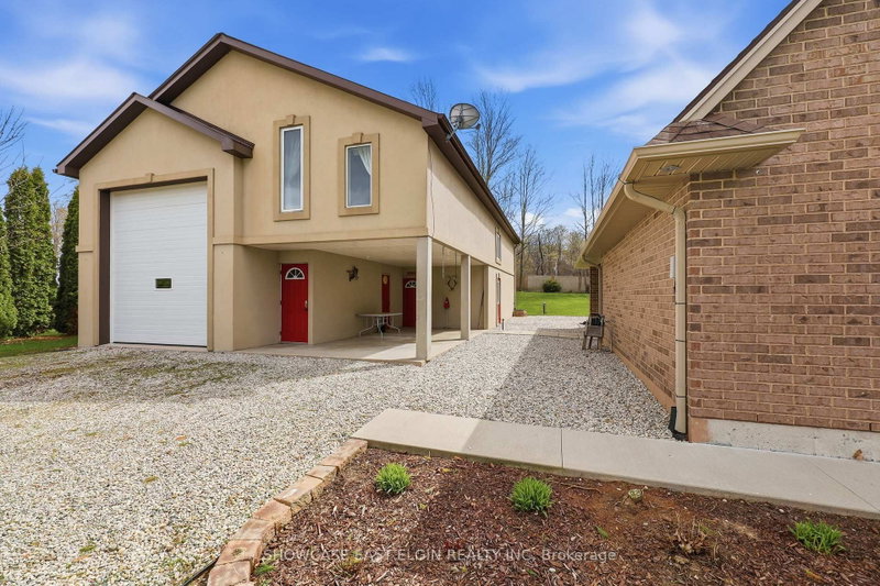 88628 Hilltop Lane