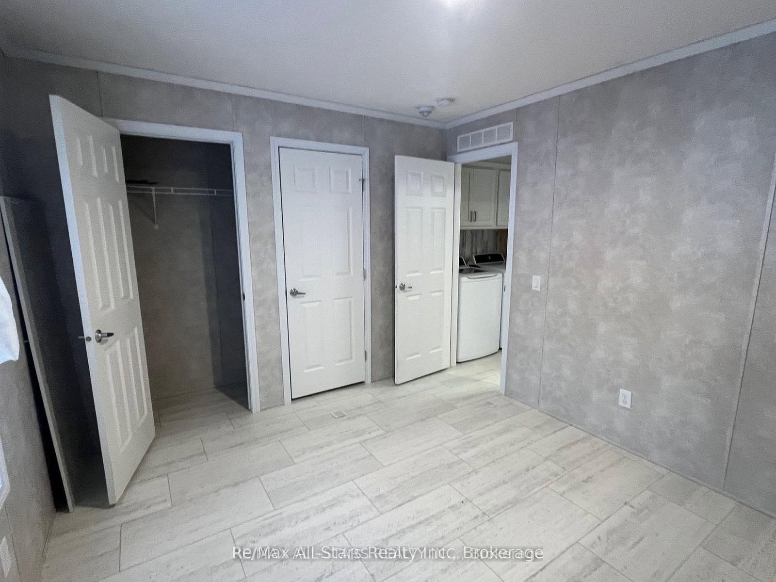 2406 South Portage Road • Huntsville, ON photo 11