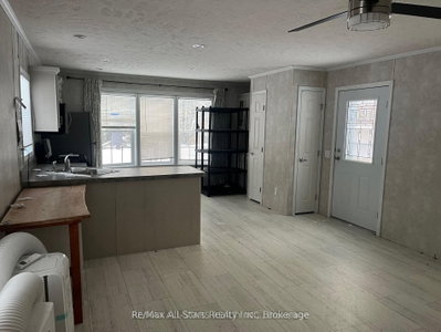 2406 South Portage Road • Huntsville, ON photo 5