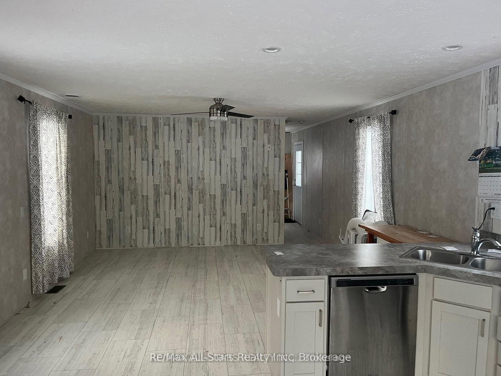 2406 South Portage Road • Huntsville, ON photo 7