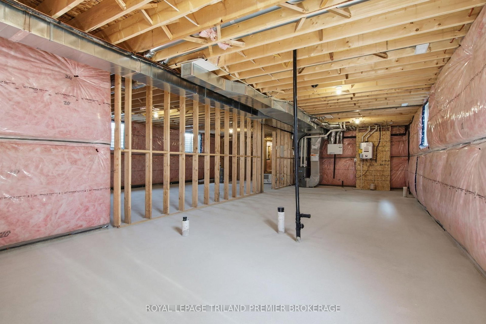 270 HESSELMAN Crescent • London South, ON photo 39