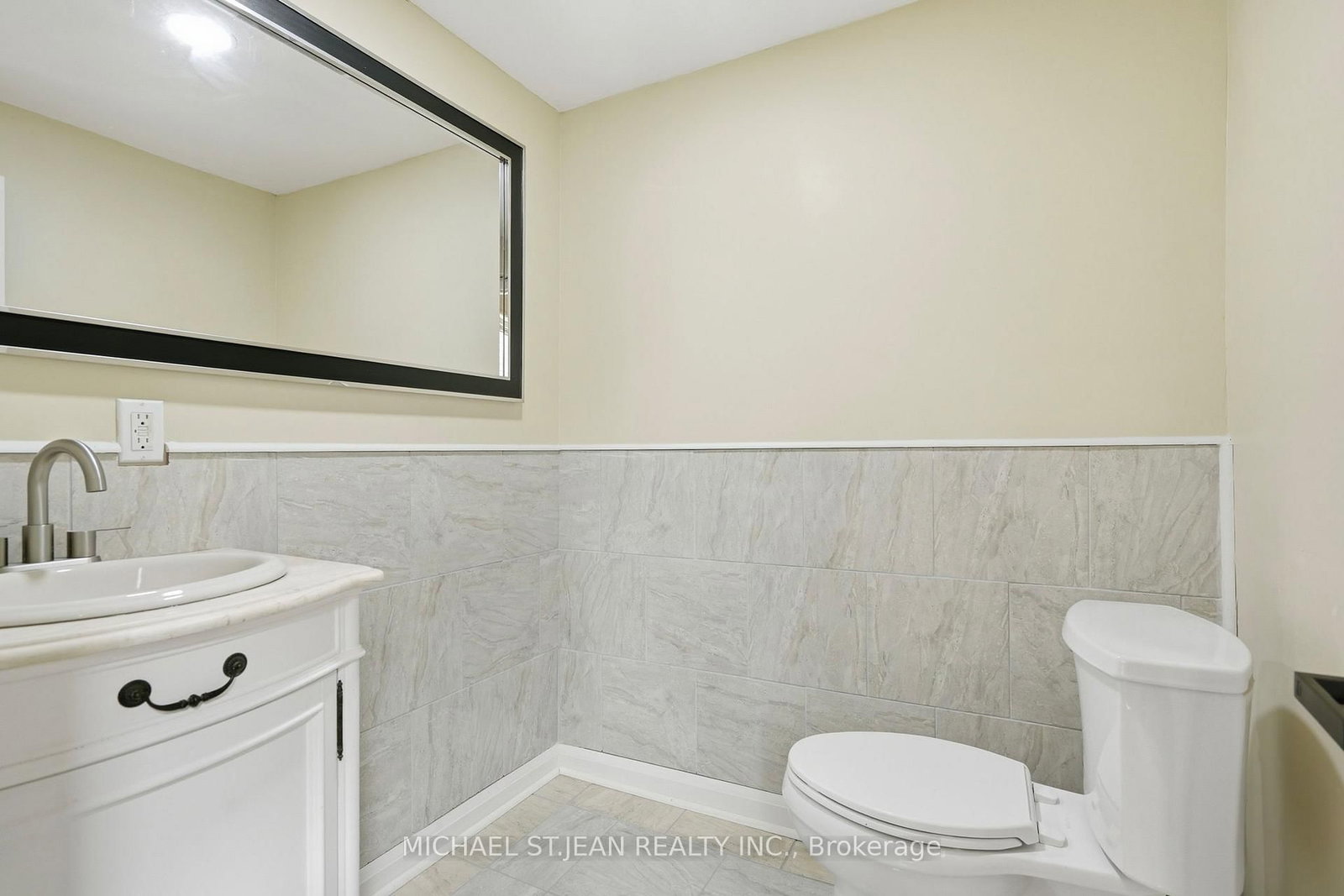 26 State Street • Welland, ON photo 21