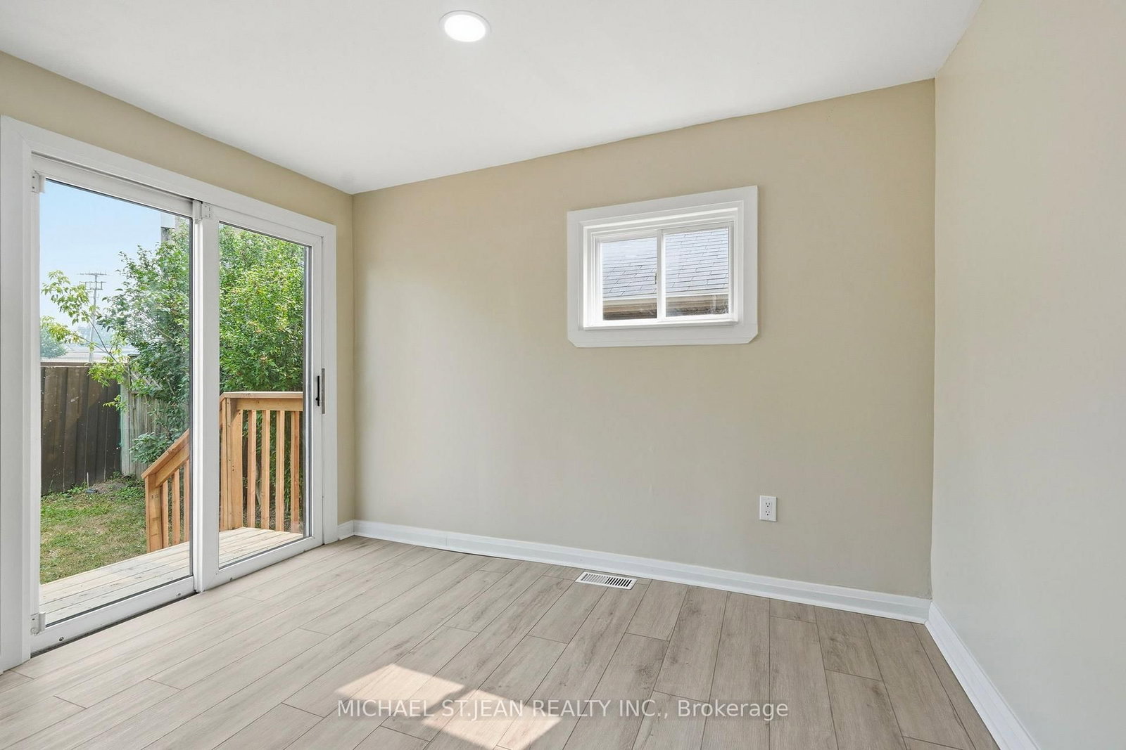 26 State Street • Welland, ON photo 22