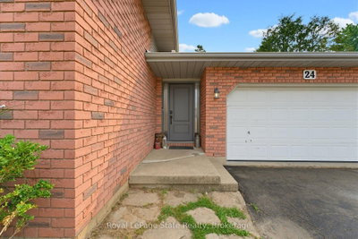 24 Edward Avenue — photo 6