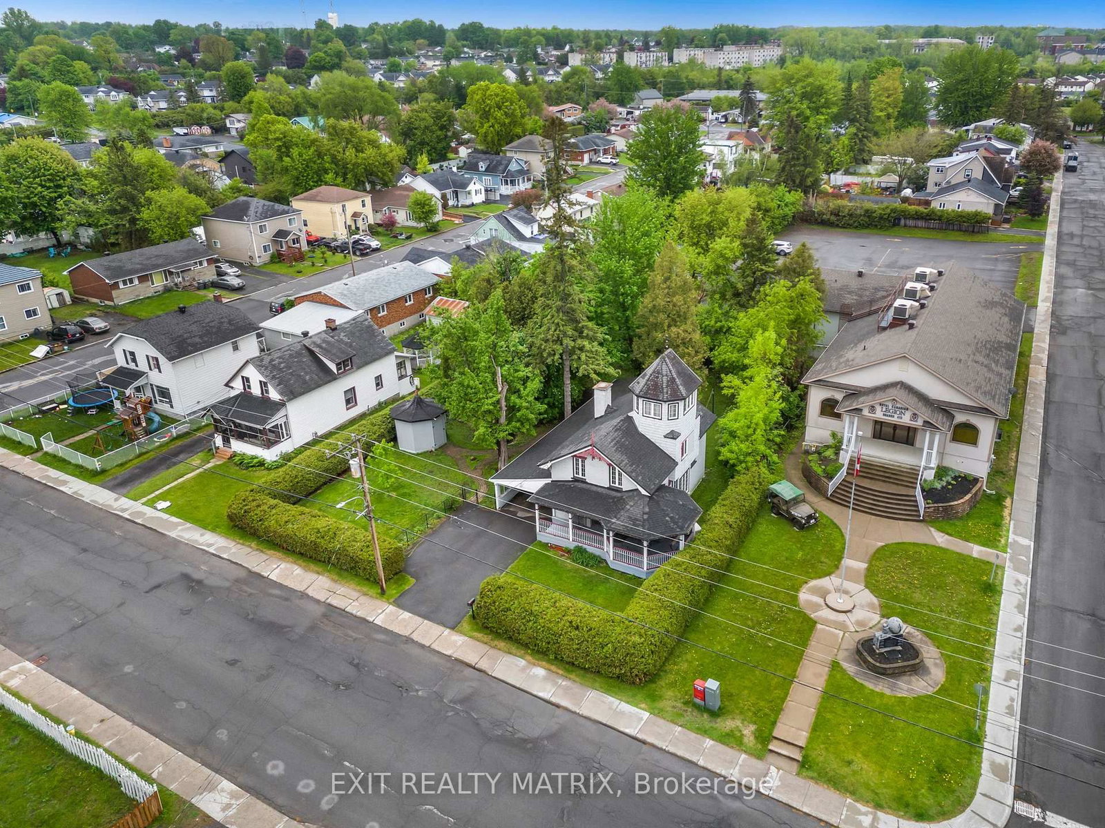160 E Nelson Street • Hawkesbury, ON photo 32