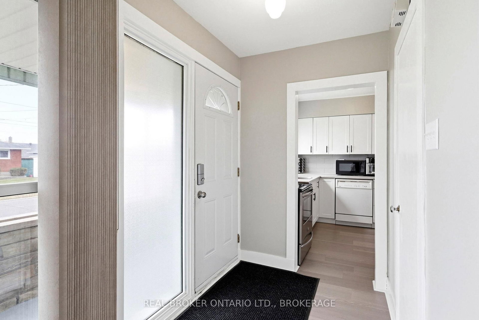 1205 Osborne Avenue • Cornwall, ON photo 3