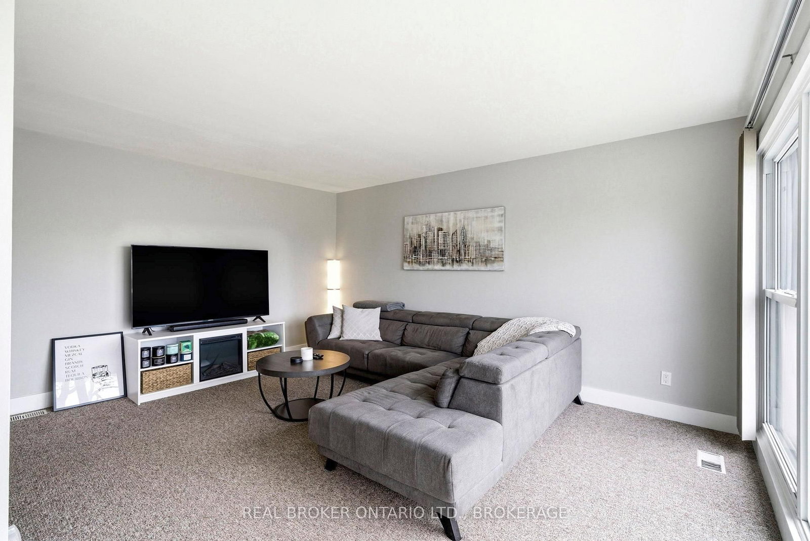 1205 Osborne Avenue • Cornwall, ON photo 4