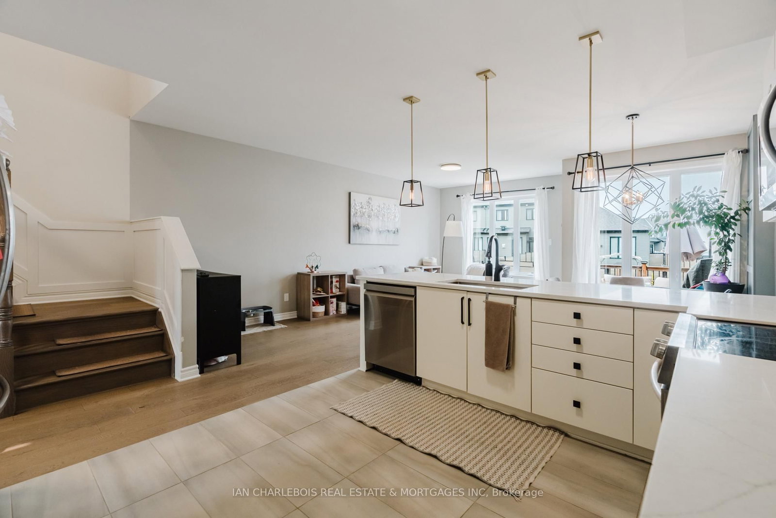 749 Namur Street • Russell, ON photo 11