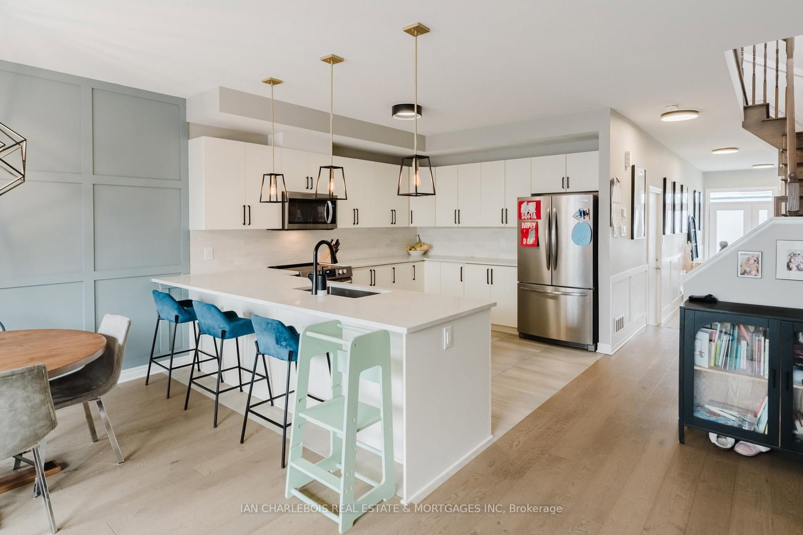 749 Namur Street • Russell, ON photo 8