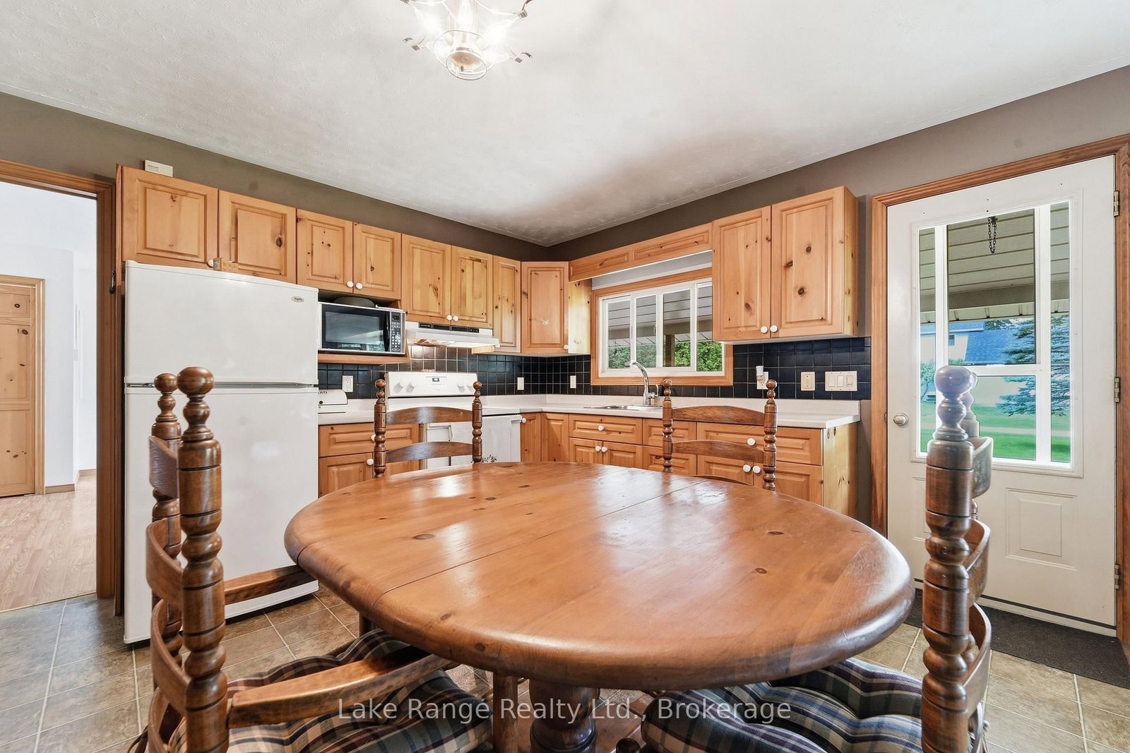 311 Maple Street • Huron-Kinloss, ON photo 13