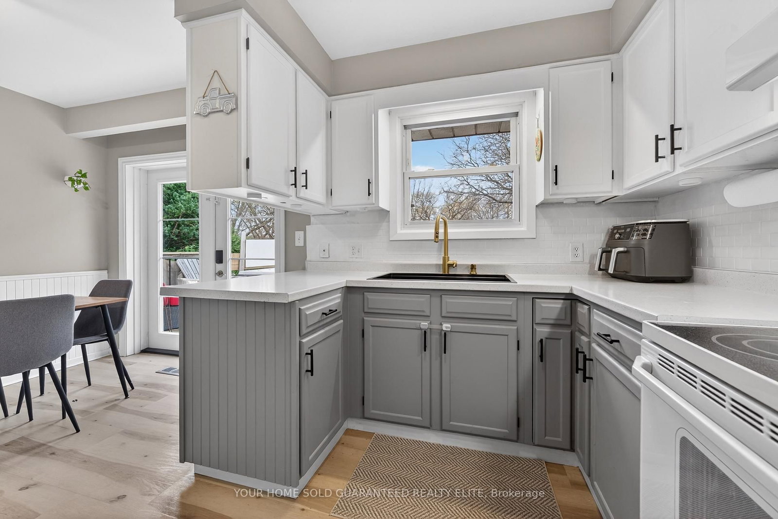 79 Prince Charles Drive • St. Catharines, ON photo 9