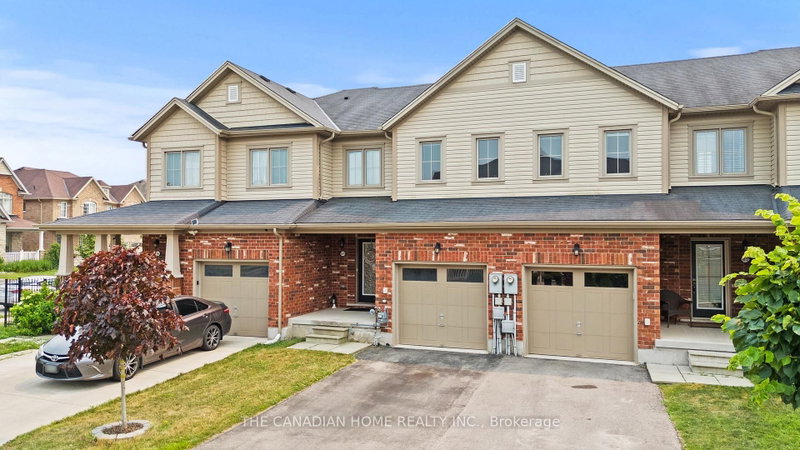 8470 HICKORY Lane N