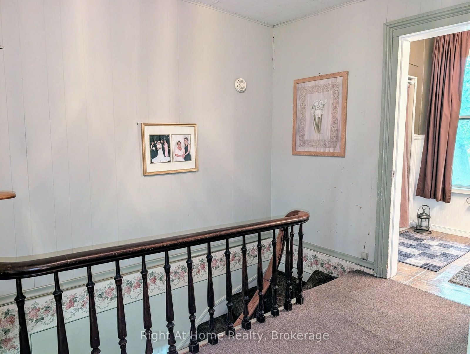 142 Douro St Street • Stratford, ON photo 11