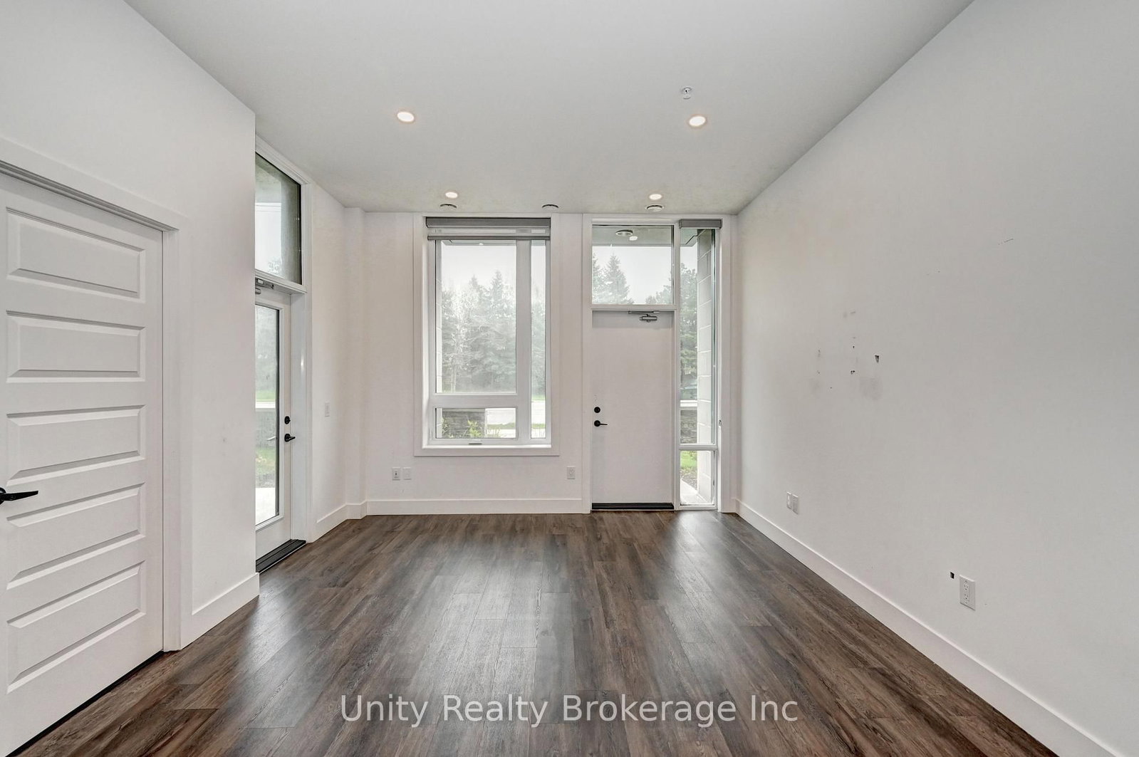 26 Lowes Street • #108 • Guelph, ON photo 11