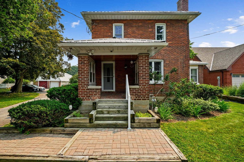 89 Rose Glen Road N