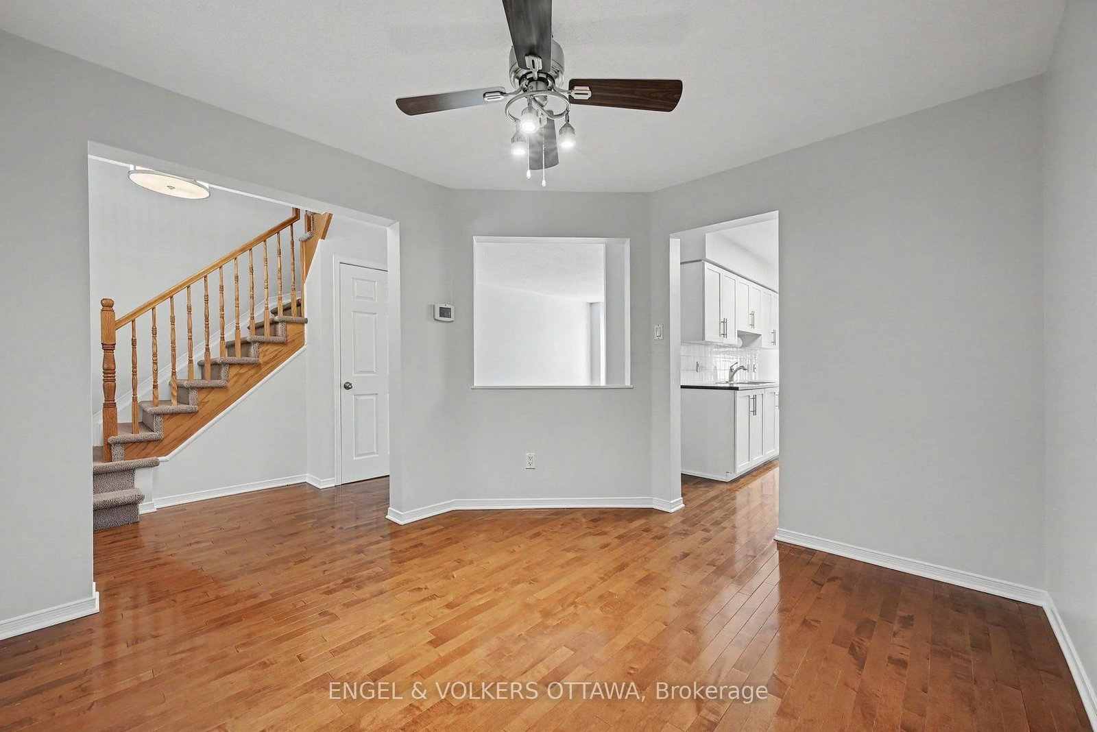 101 Margrave Avenue • Ottawa, ON photo 5
