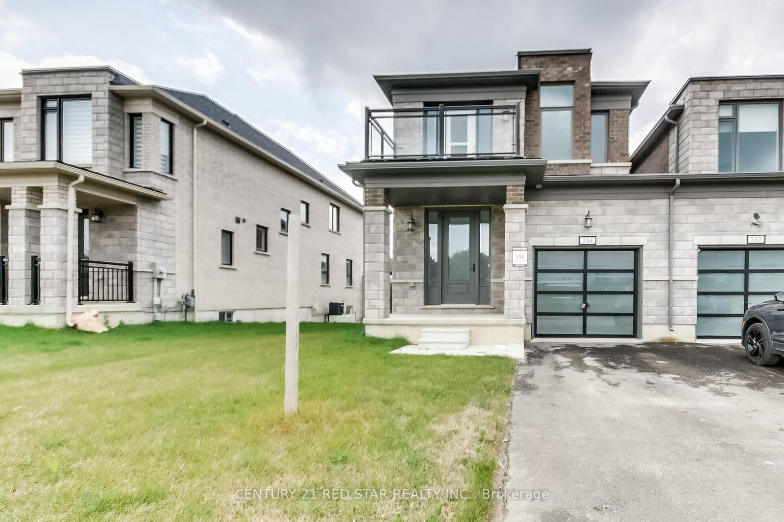 734 Khalsa Drive • Woodstock, ON photo 2