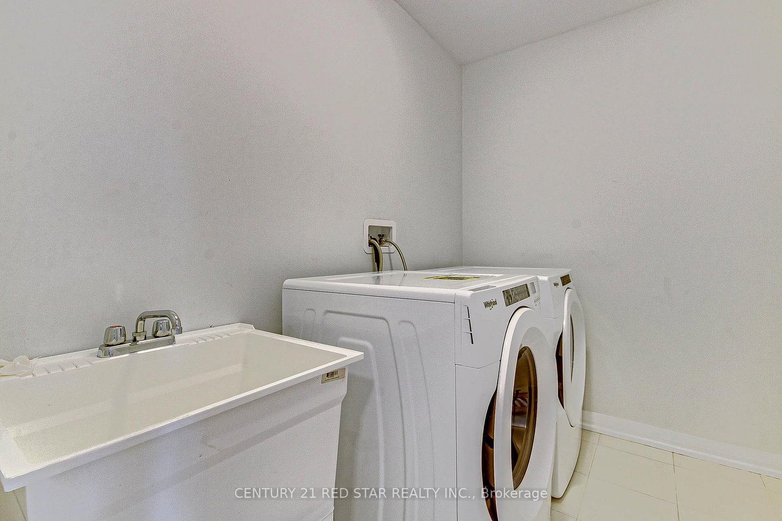 734 Khalsa Drive • Woodstock, ON photo 29