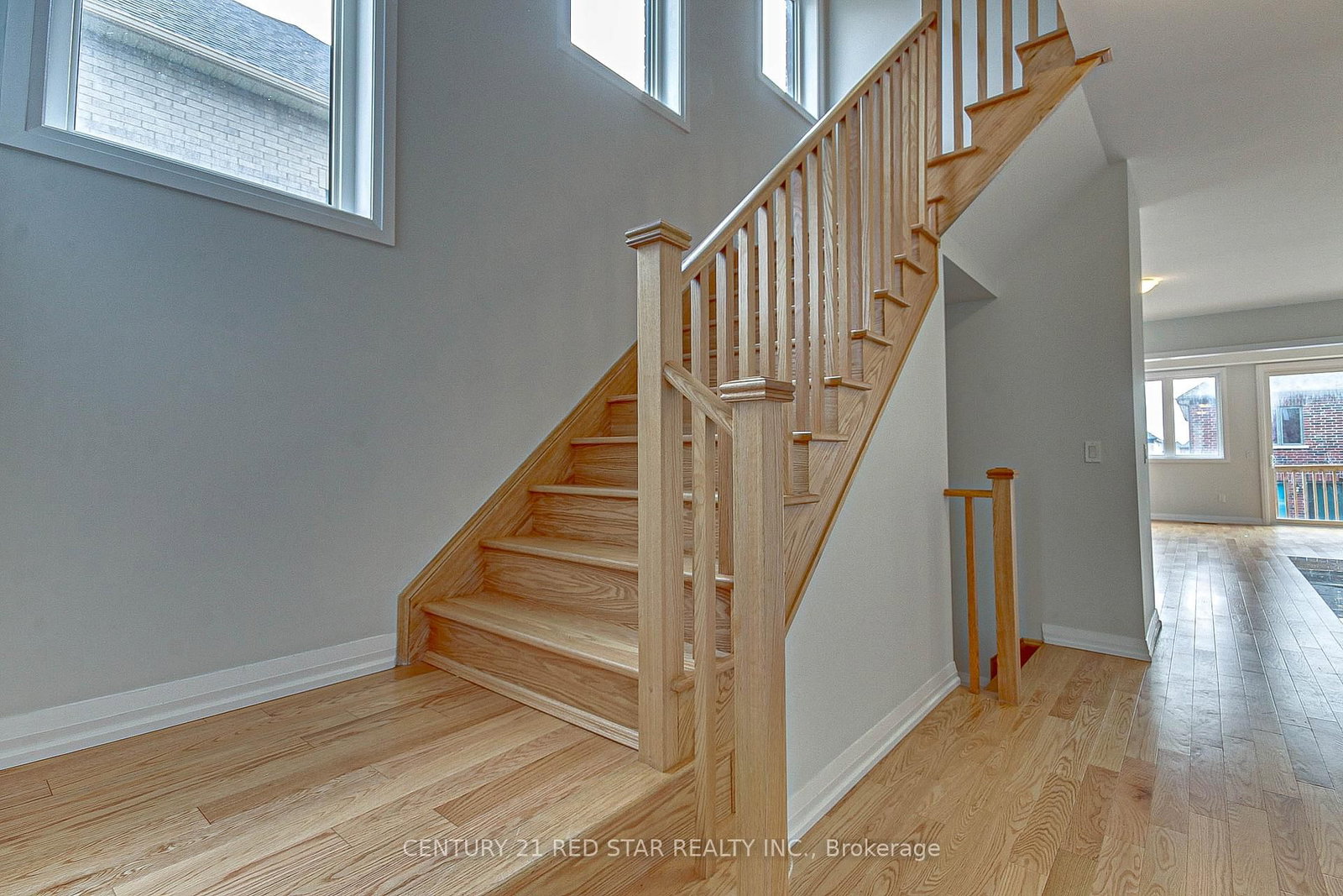 734 Khalsa Drive • Woodstock, ON photo 6