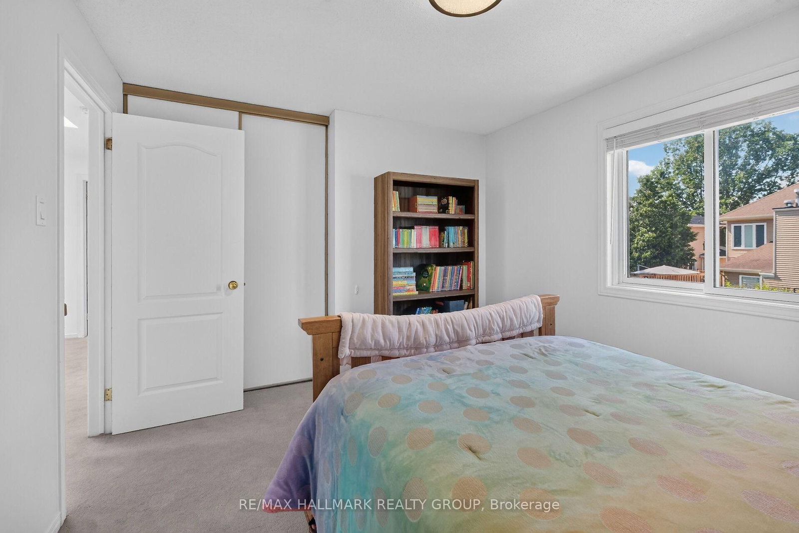 6117 Silverbirch Street • Ottawa, ON photo 31