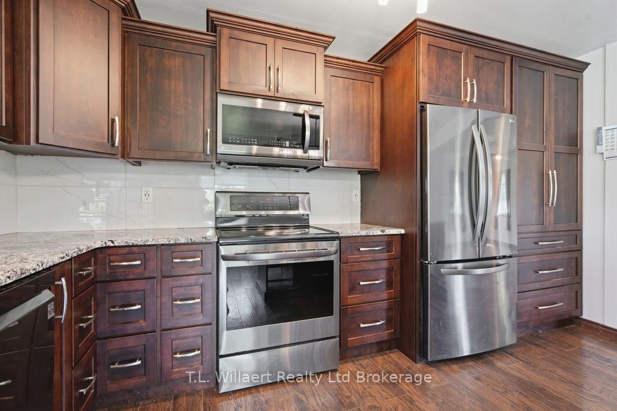 25130 Argyle Line • West Elgin, ON photo 15