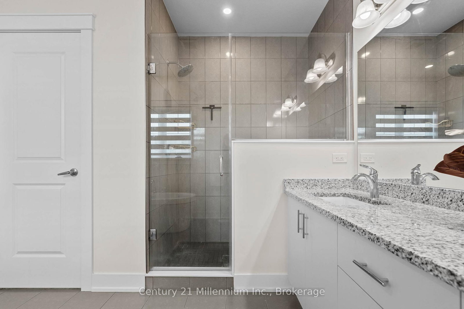 103 Laurens Lane • Georgian Bluffs, ON photo 35