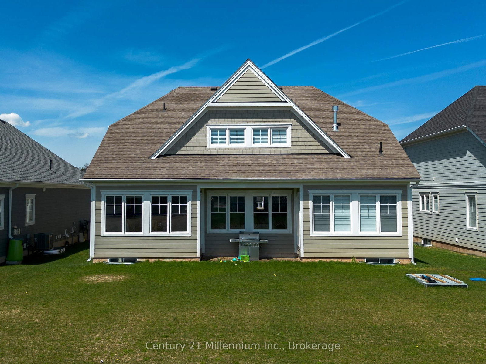 103 Laurens Lane • Georgian Bluffs, ON photo 8