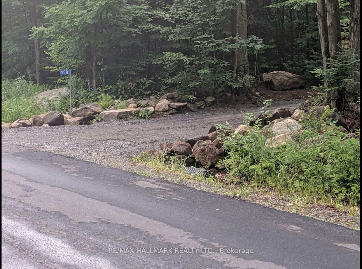 416 White House Road • Huntsville, ON photo 2