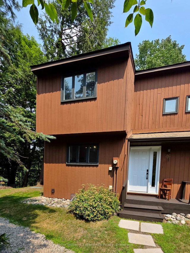 10 - 49 Southbank Drive