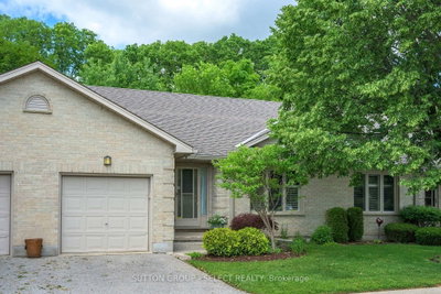 Unit 43 — 99 Edgevalley Road — photo 2