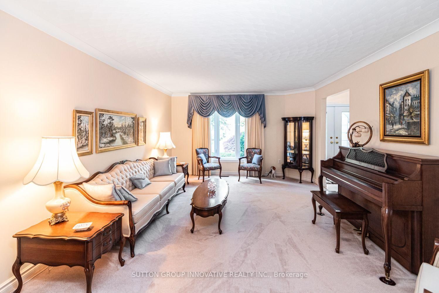59 Renata Court • Hamilton, ON photo 7