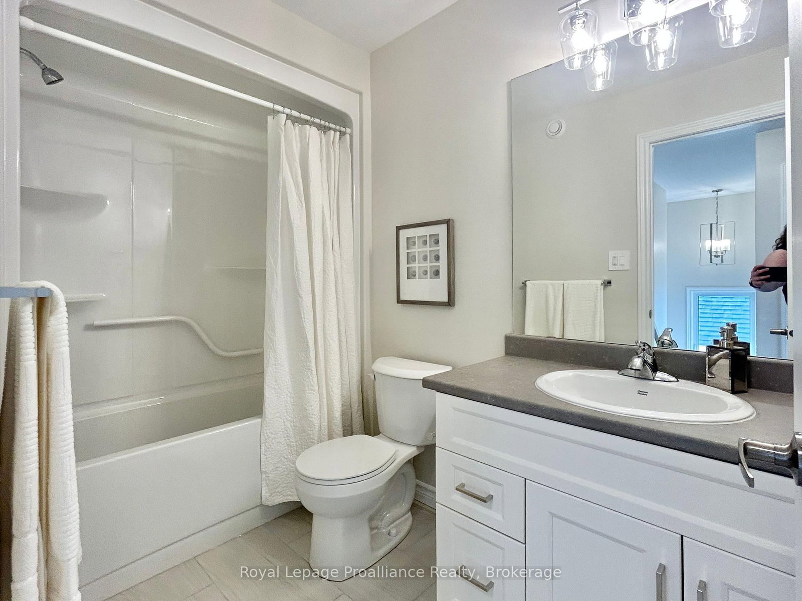 93 Athabaska Drive • Belleville, ON photo 18