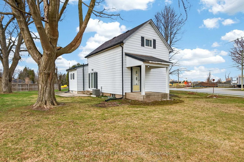 407 Bell Street