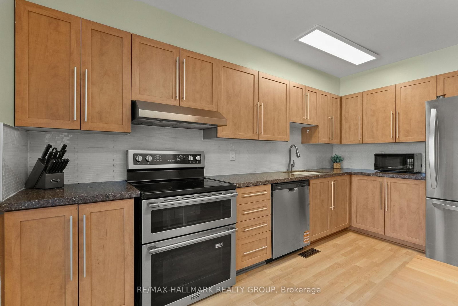 48 Sample Road • Ottawa, ON photo 13