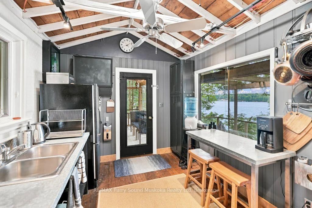 106 Kapikog South Road • The Archipelago, ON photo 13