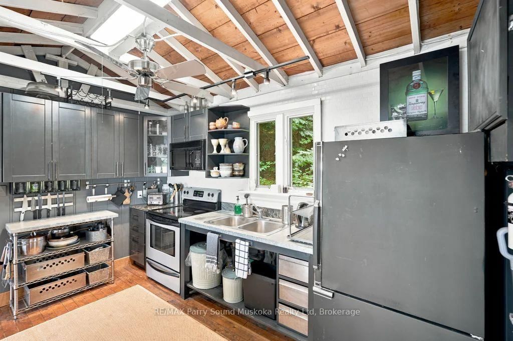 106 Kapikog South Road • The Archipelago, ON photo 16