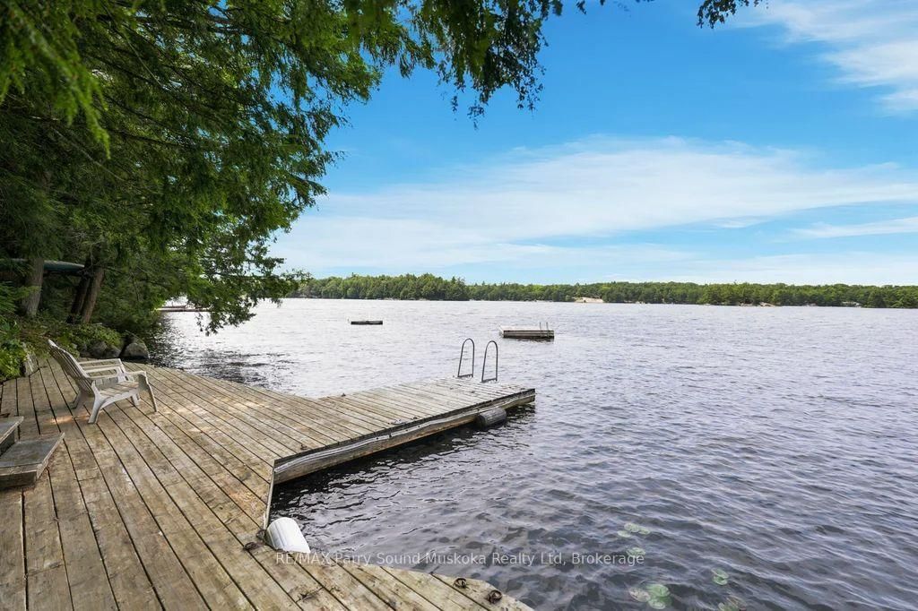 106 Kapikog South Road • The Archipelago, ON photo 6