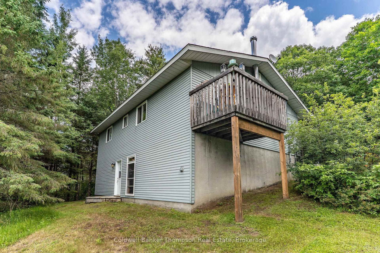 68 Stephenson. 2 Road E • Huntsville, ON photo 10