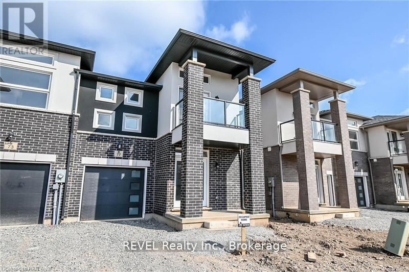 home for lease on 77 RENFREW Trail