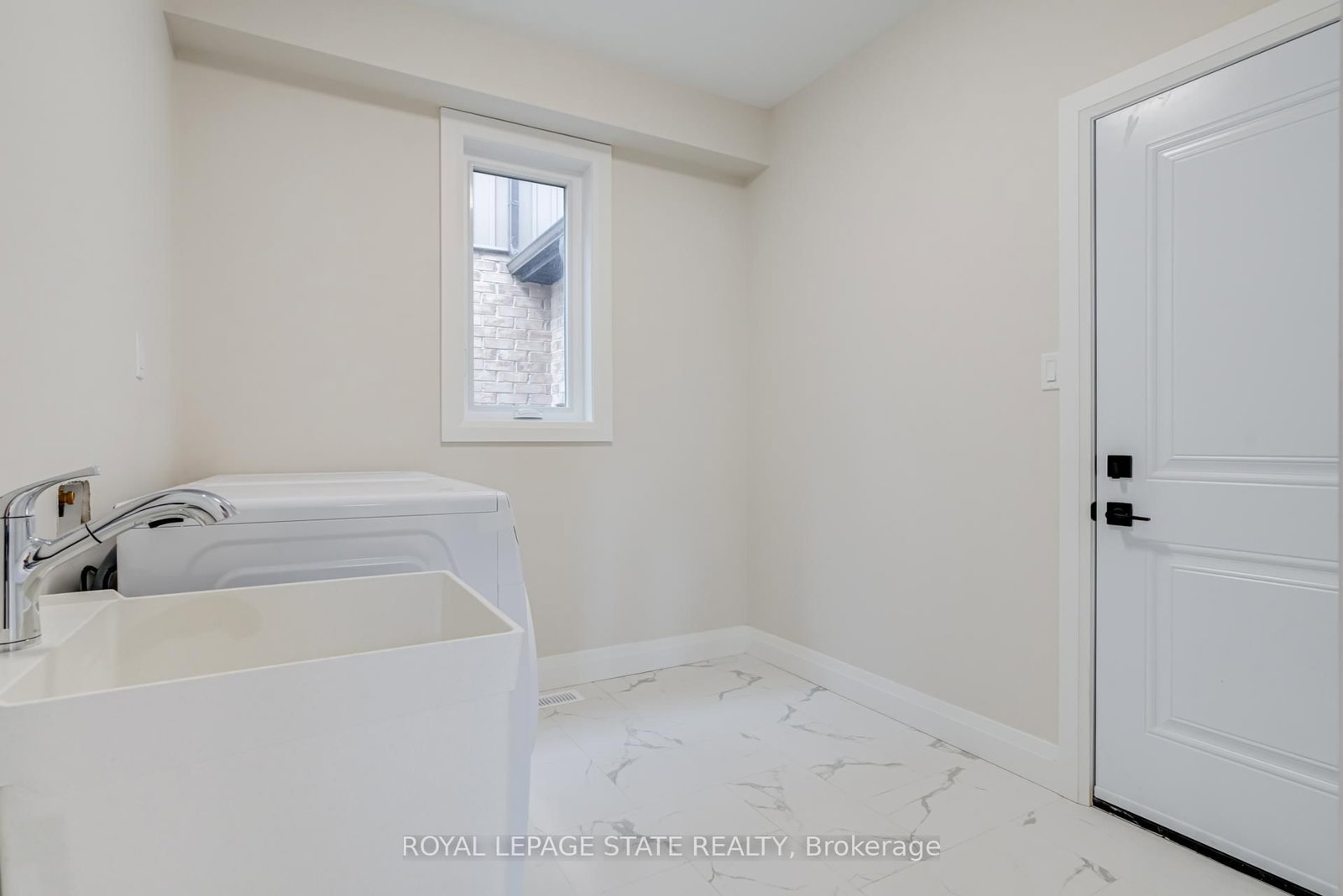 39 Norwich Road • Hamilton, ON photo 13