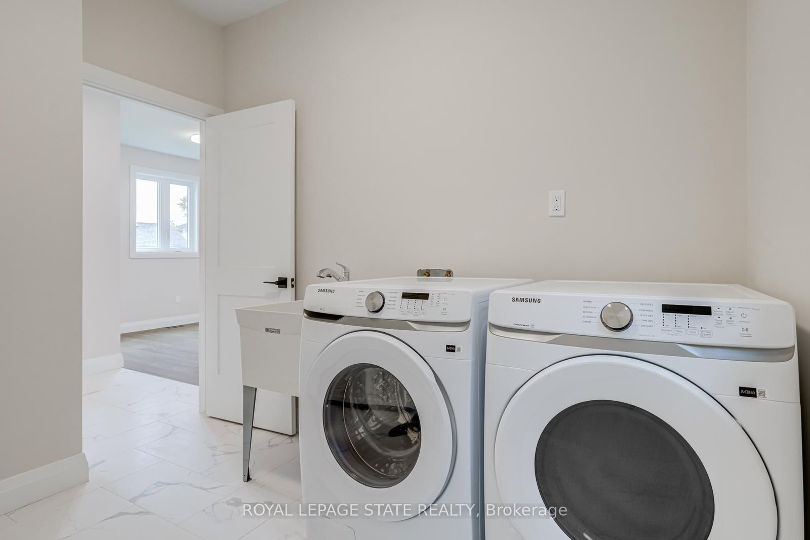 39 Norwich Road • Hamilton, ON photo 14