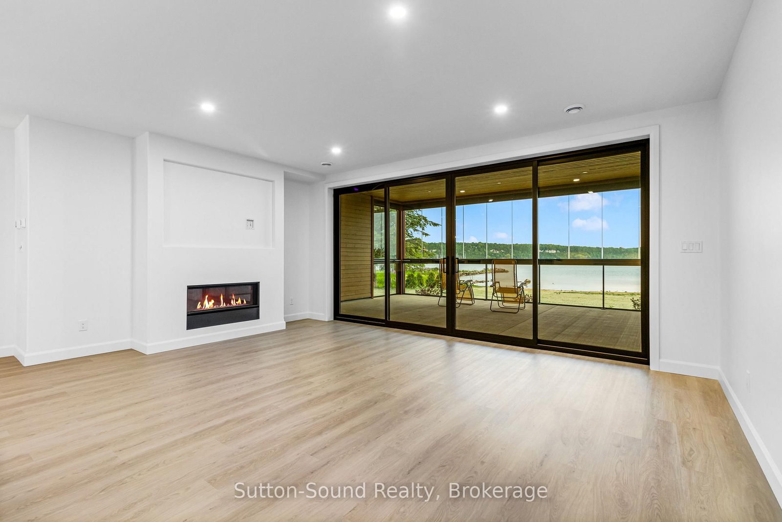 535 #101 Isaac Street • South Bruce Peninsula, ON photo 7