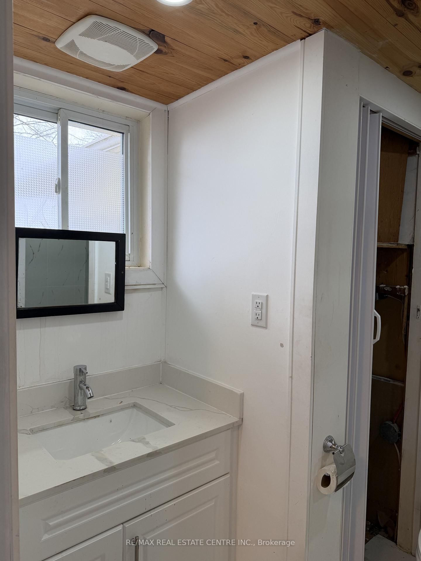 35 Lakeside Avenue • Meaford, ON photo 16
